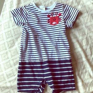 Shorts onesie 24M